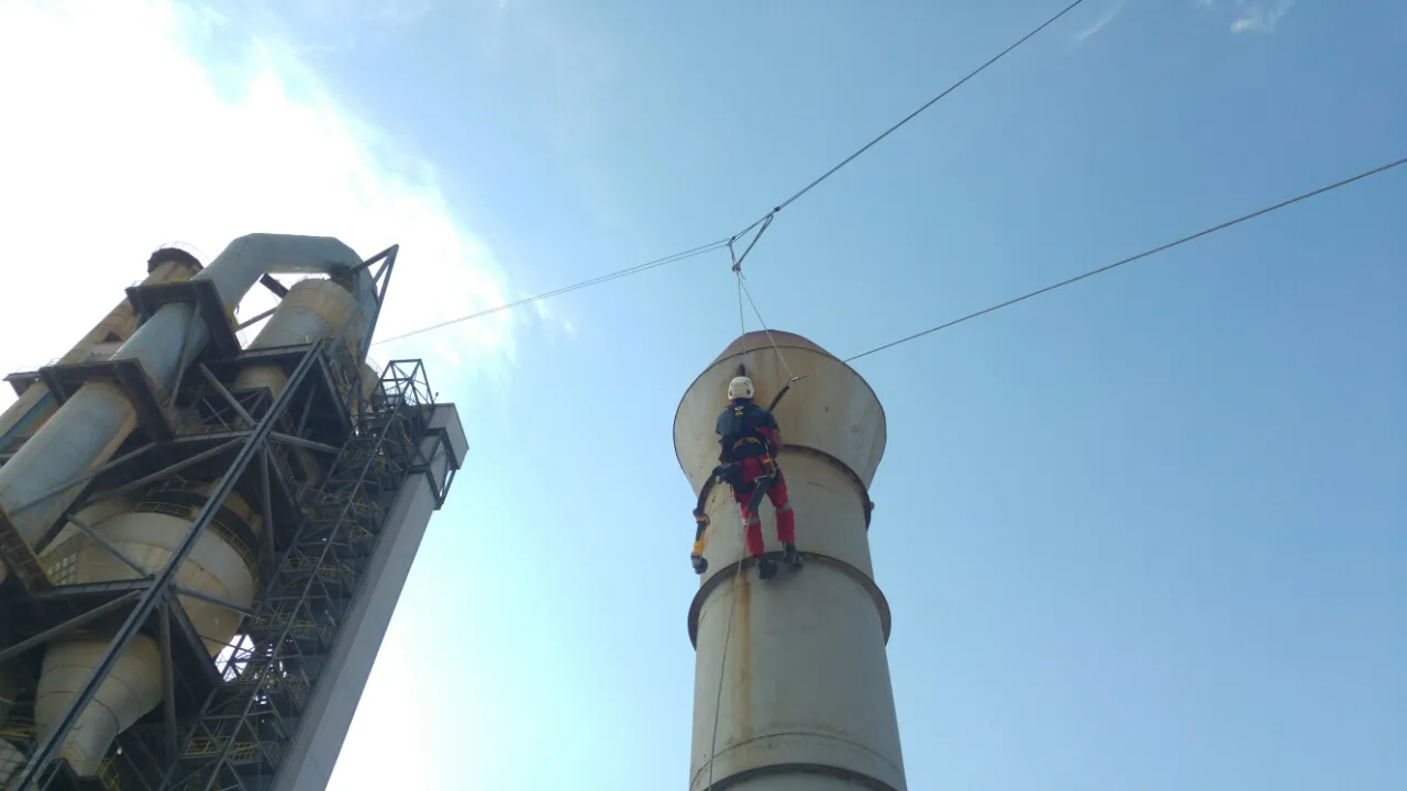 Cement Plant Clinker Storage Roof Inspection