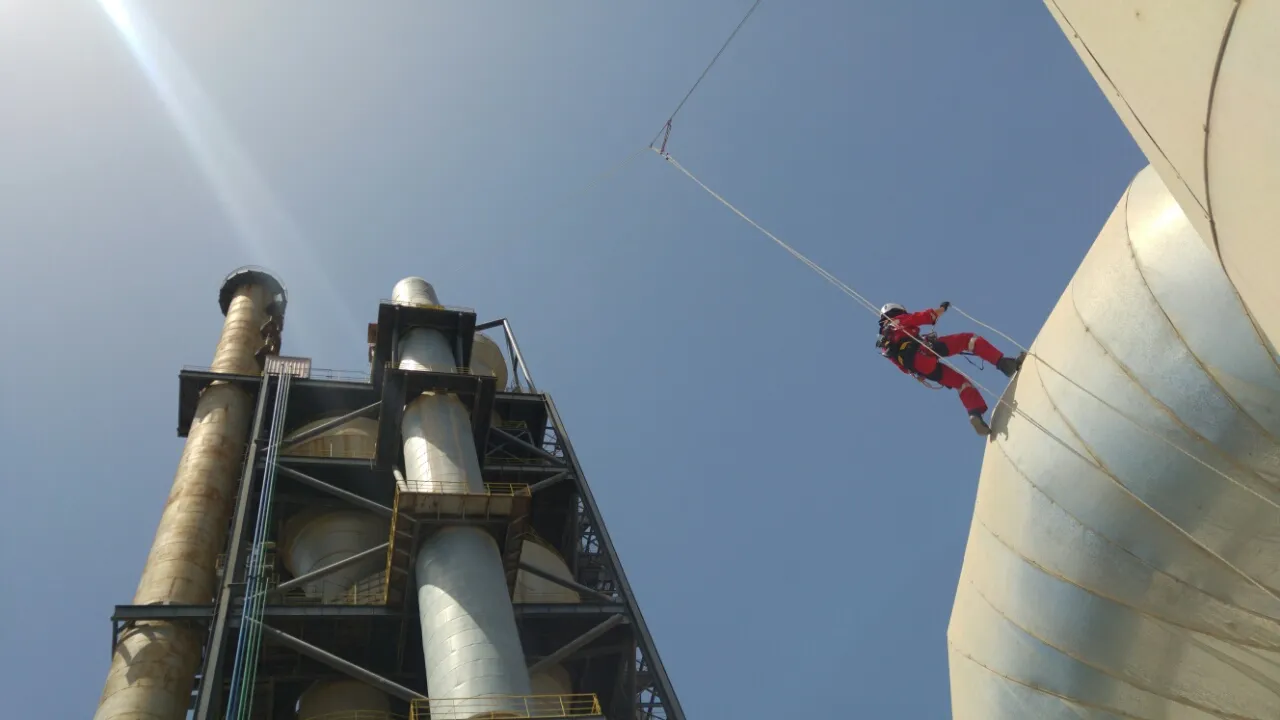 Cement Plant Clinker Storage Roof Inspection