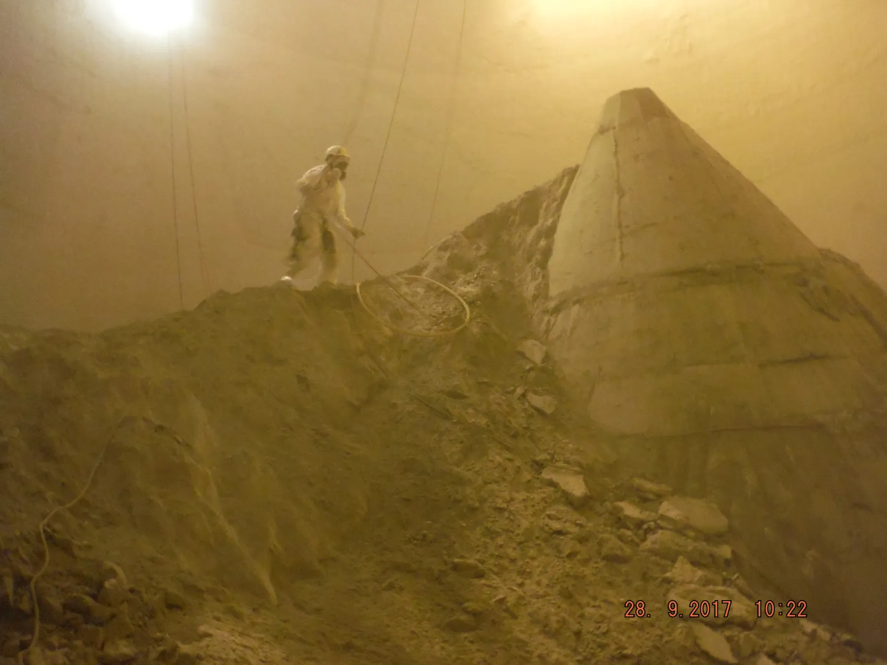 Cement Plant Silo Internal Cleaning