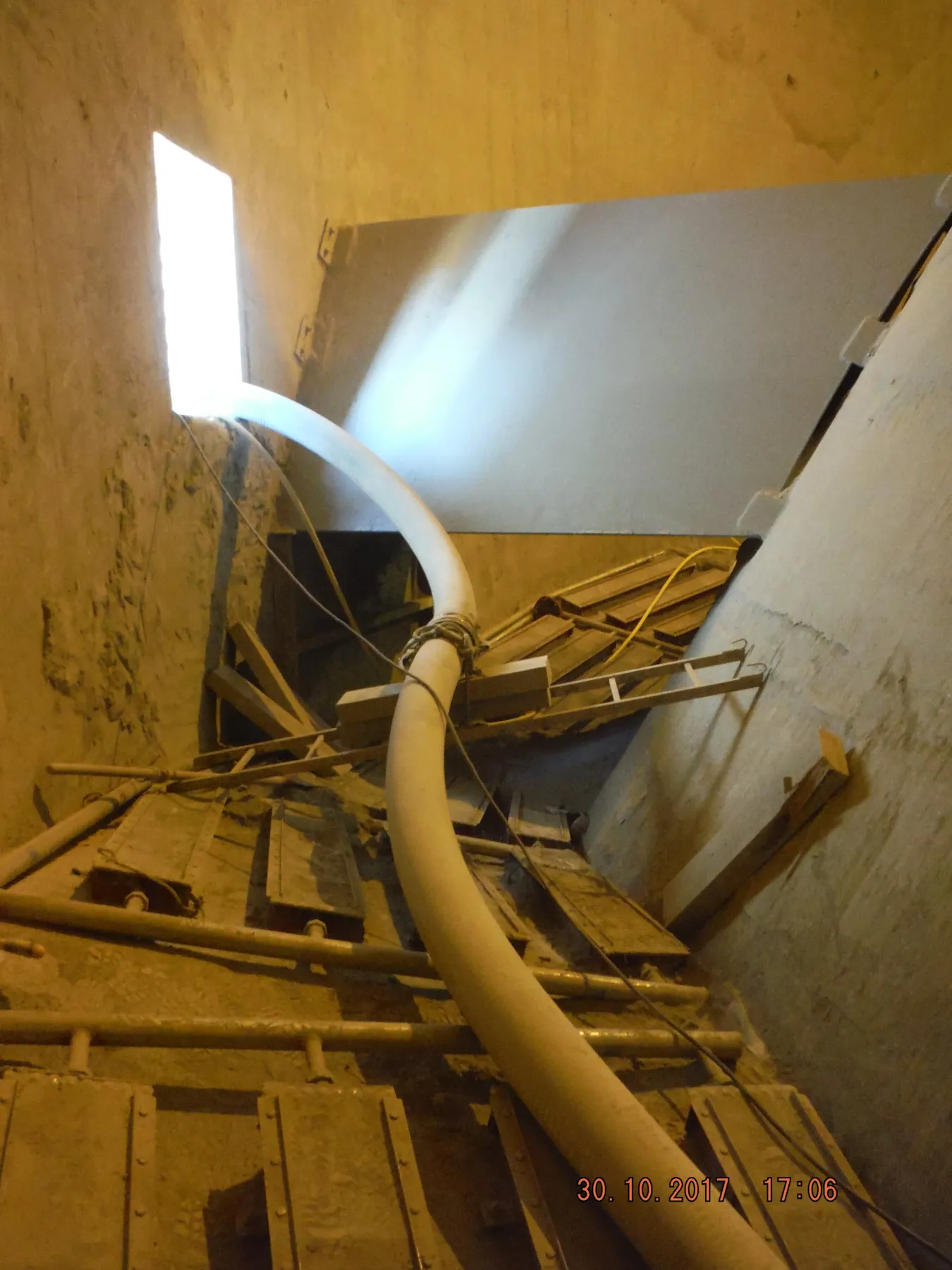 Cement Plant Silo Internal Cleaning
