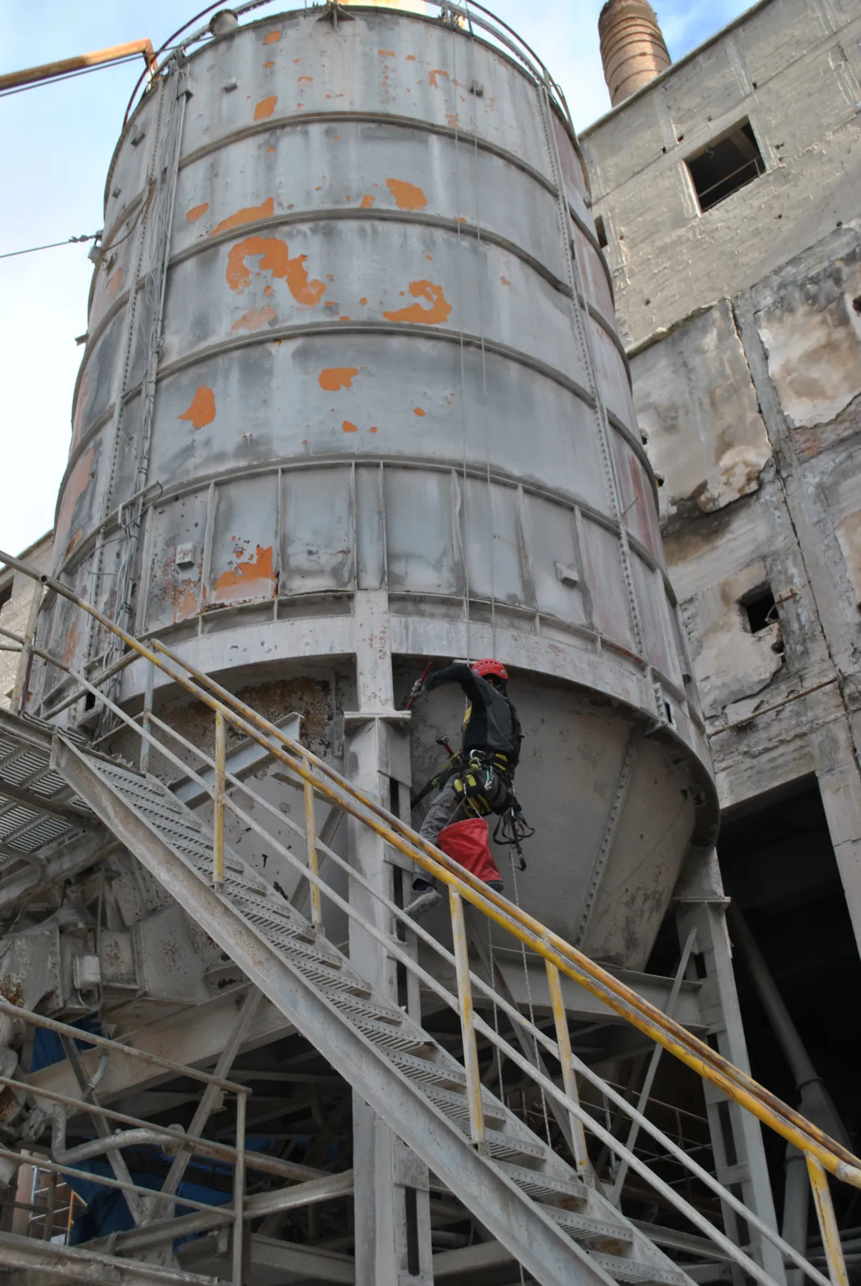 Cement Plant 30 Silos Inspection (NDT)