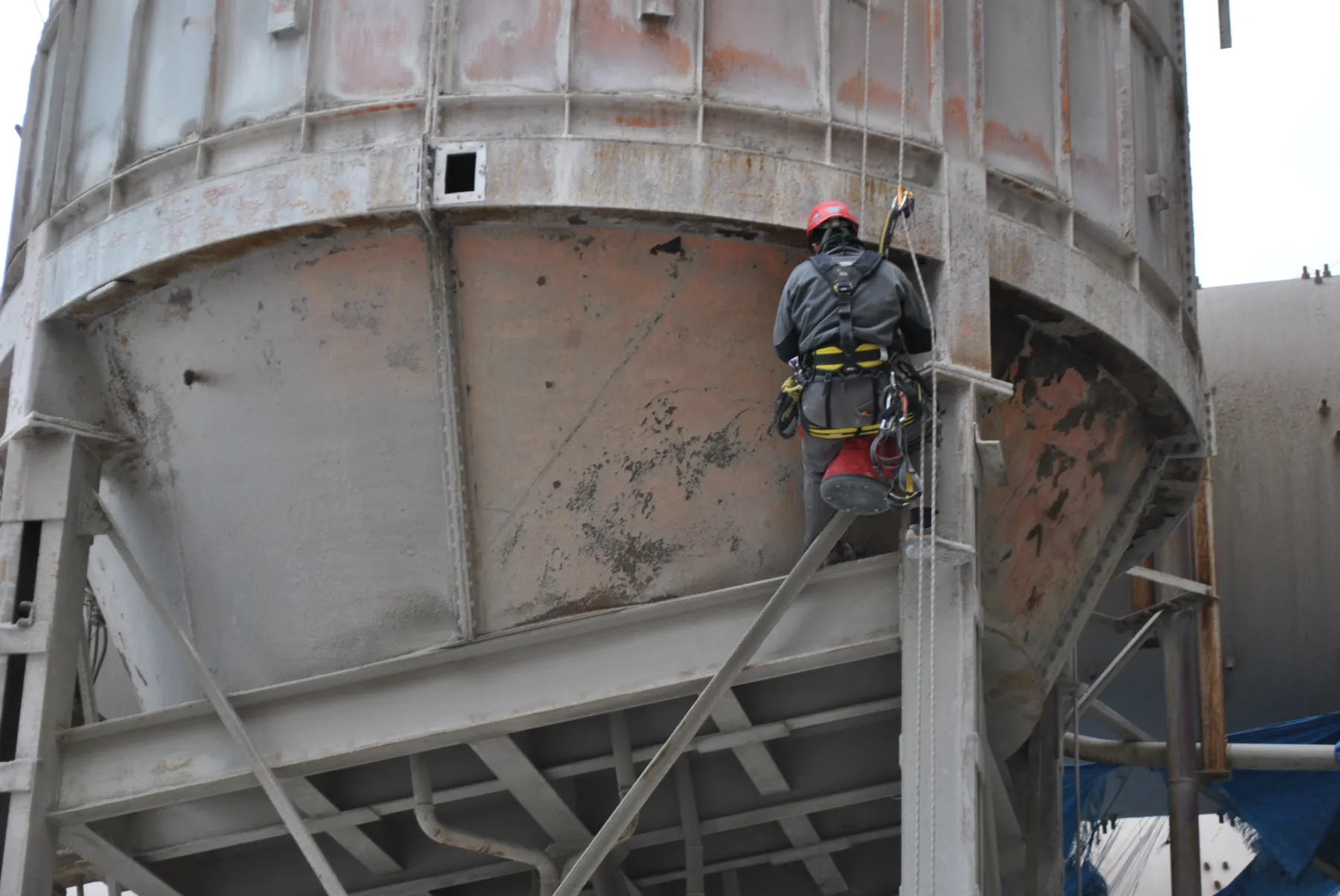 Cement Plant 30 Silos Inspection (NDT)