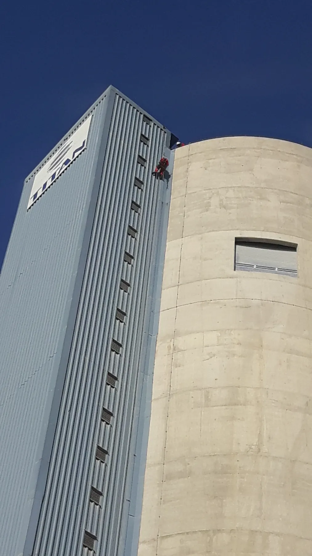 Cement Plant 50 m Silo Staircase Cladding Repair & Maintenance