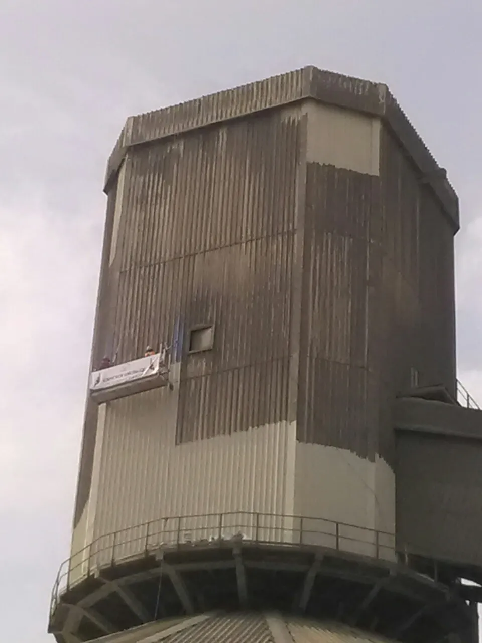 Cement Plant Circular Clinker Storage Cleaning & Painting