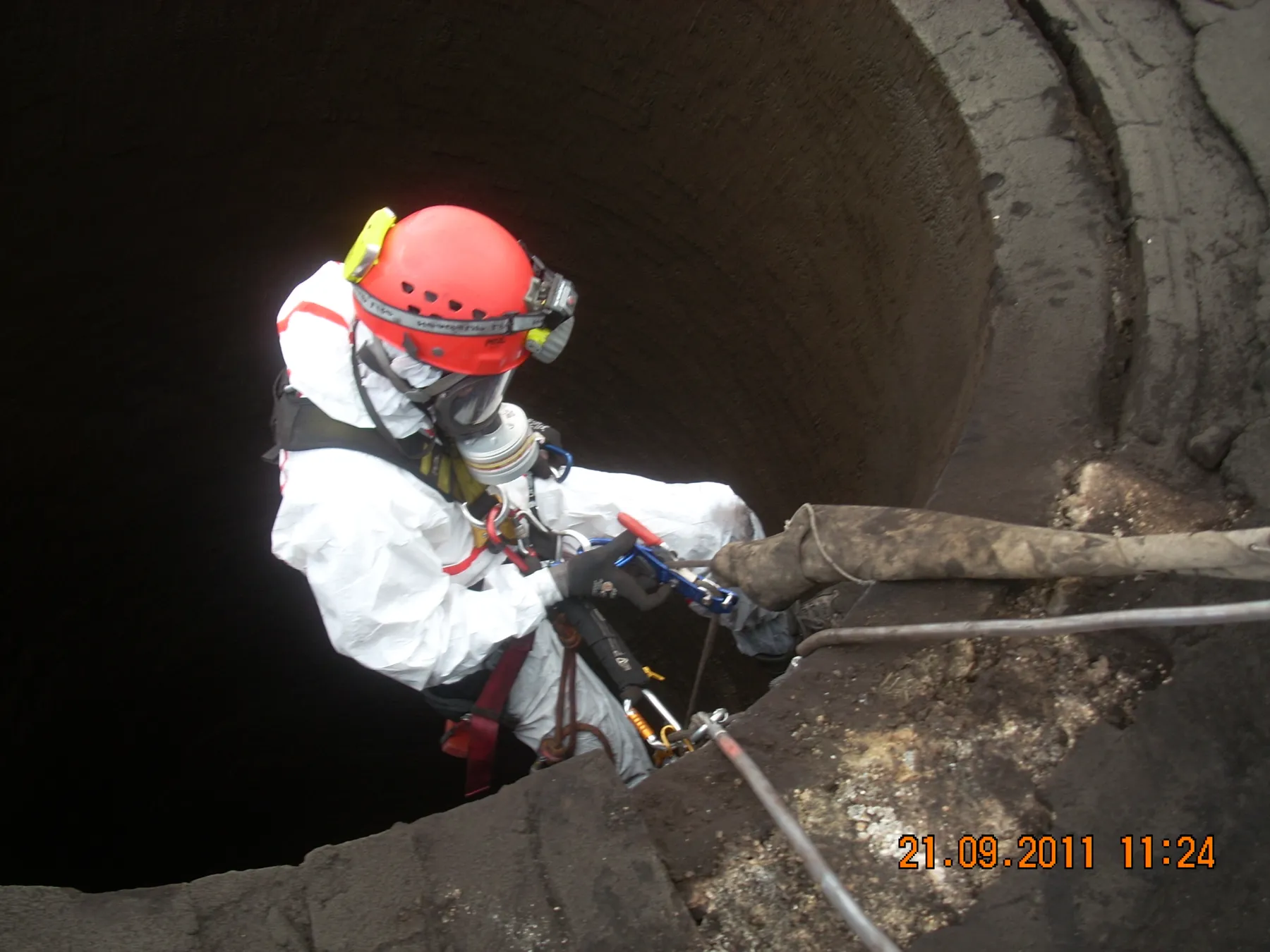 Power Plant Chimney Inspection Safety Net Installation