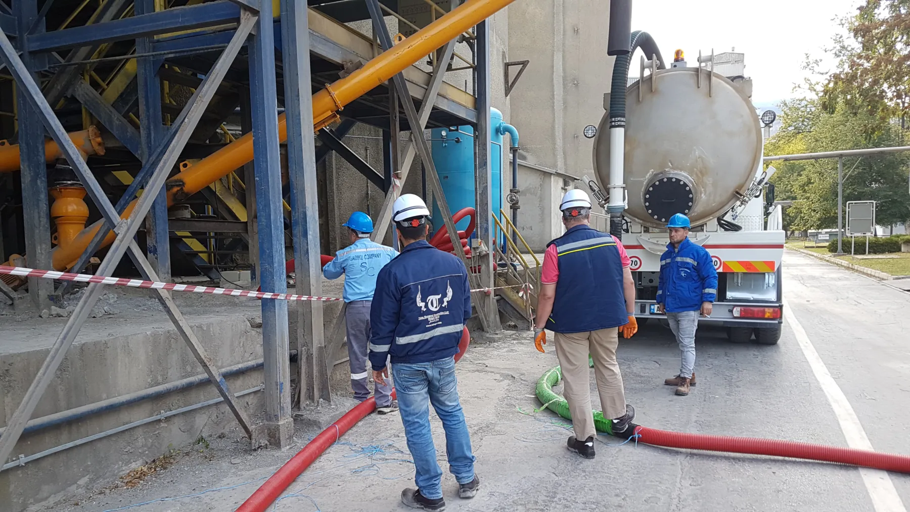 Cement Plant 20 m Silo Internal Cleaning No. 19