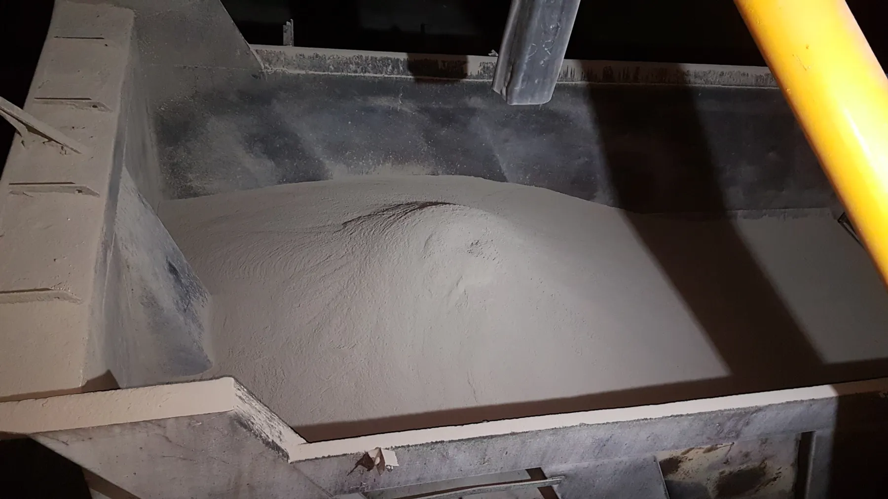 Cement Plant 20 m Silo Internal Cleaning No. 19