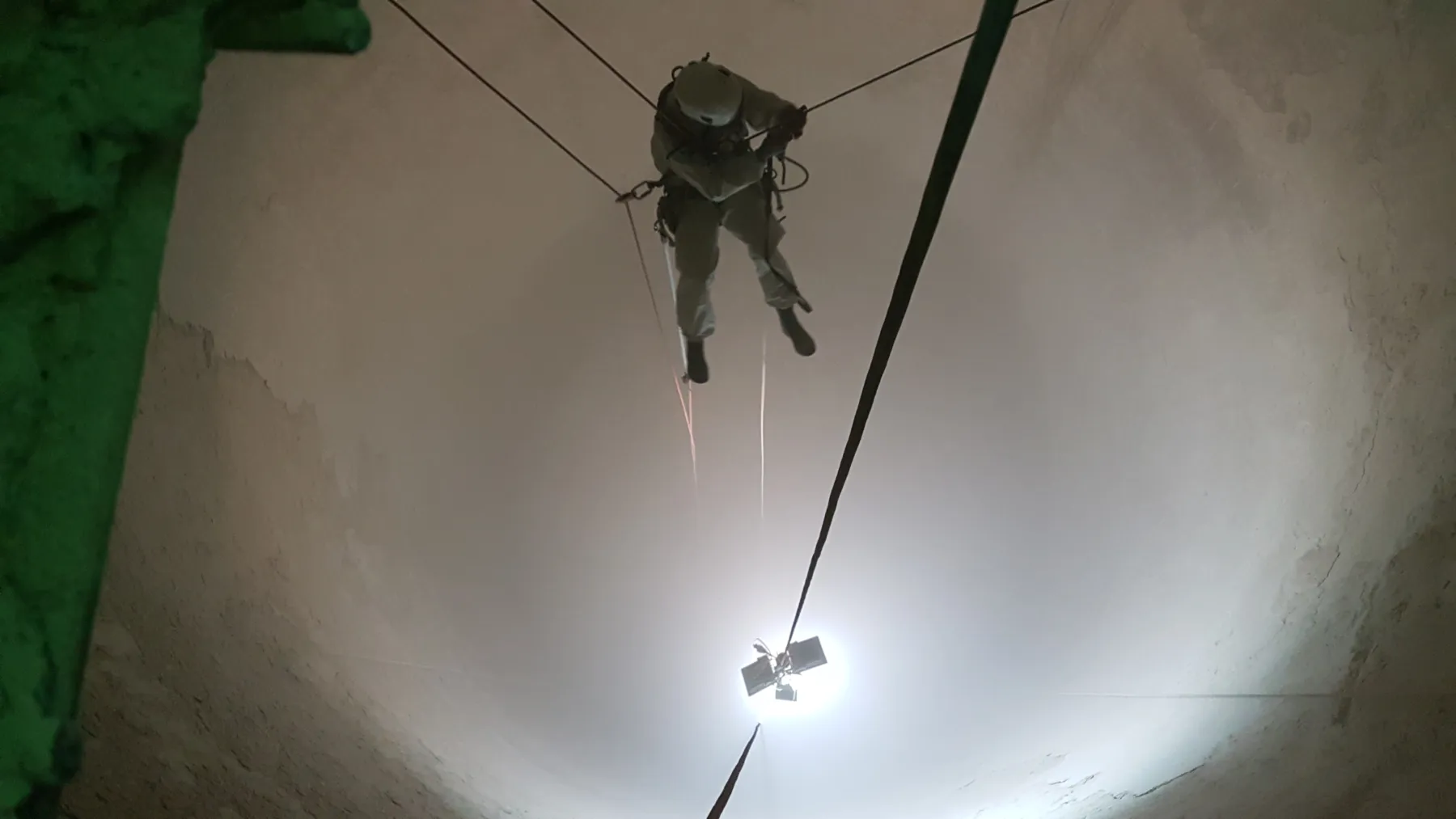 Cement Plant 20 m Silo Internal Cleaning No. 19