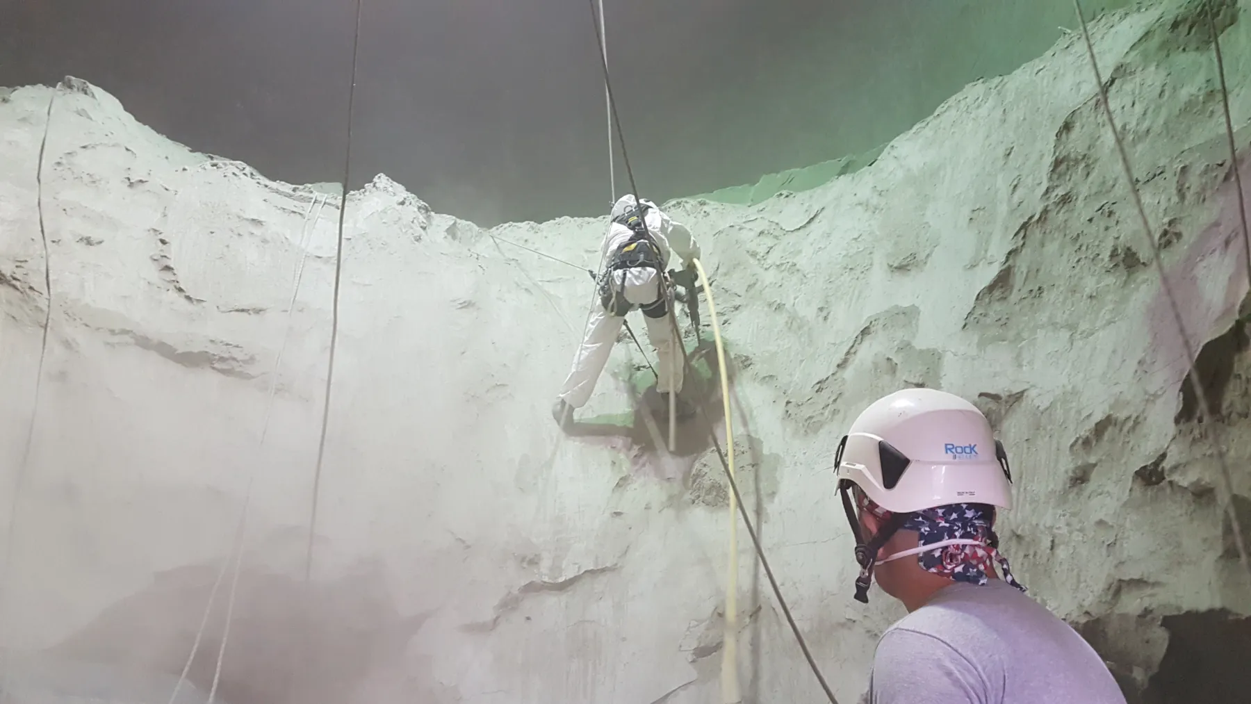 Cement Plant 20 m Silo Internal Cleaning No. 19