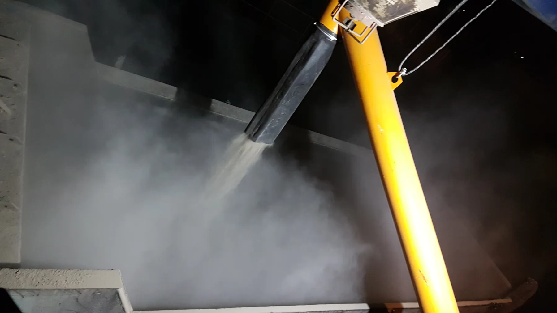 Cement Plant 20 m Silo Internal Cleaning No. 19